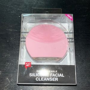Silicone Facial Scrub Tool